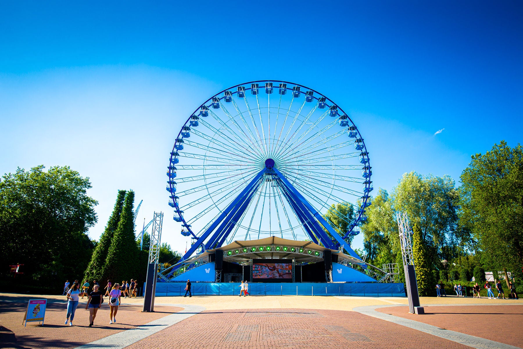 The ferris wheel La Grande Roue in Walibi.