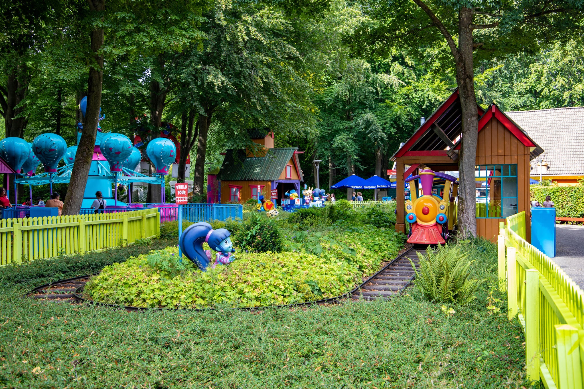 The trail of the train of the tain wab World tour of Walibi Holland