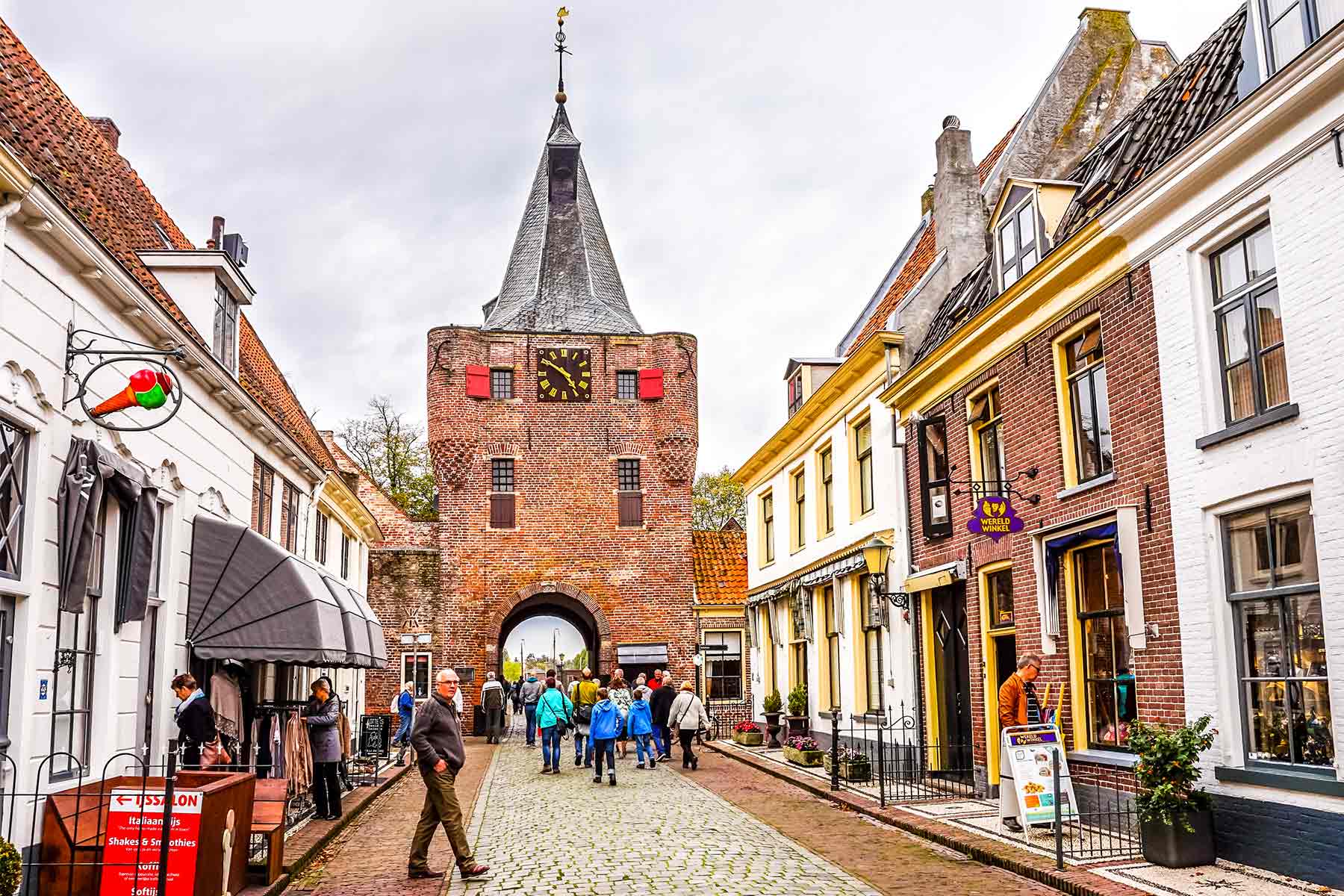 Discover the medieval town of Elburg