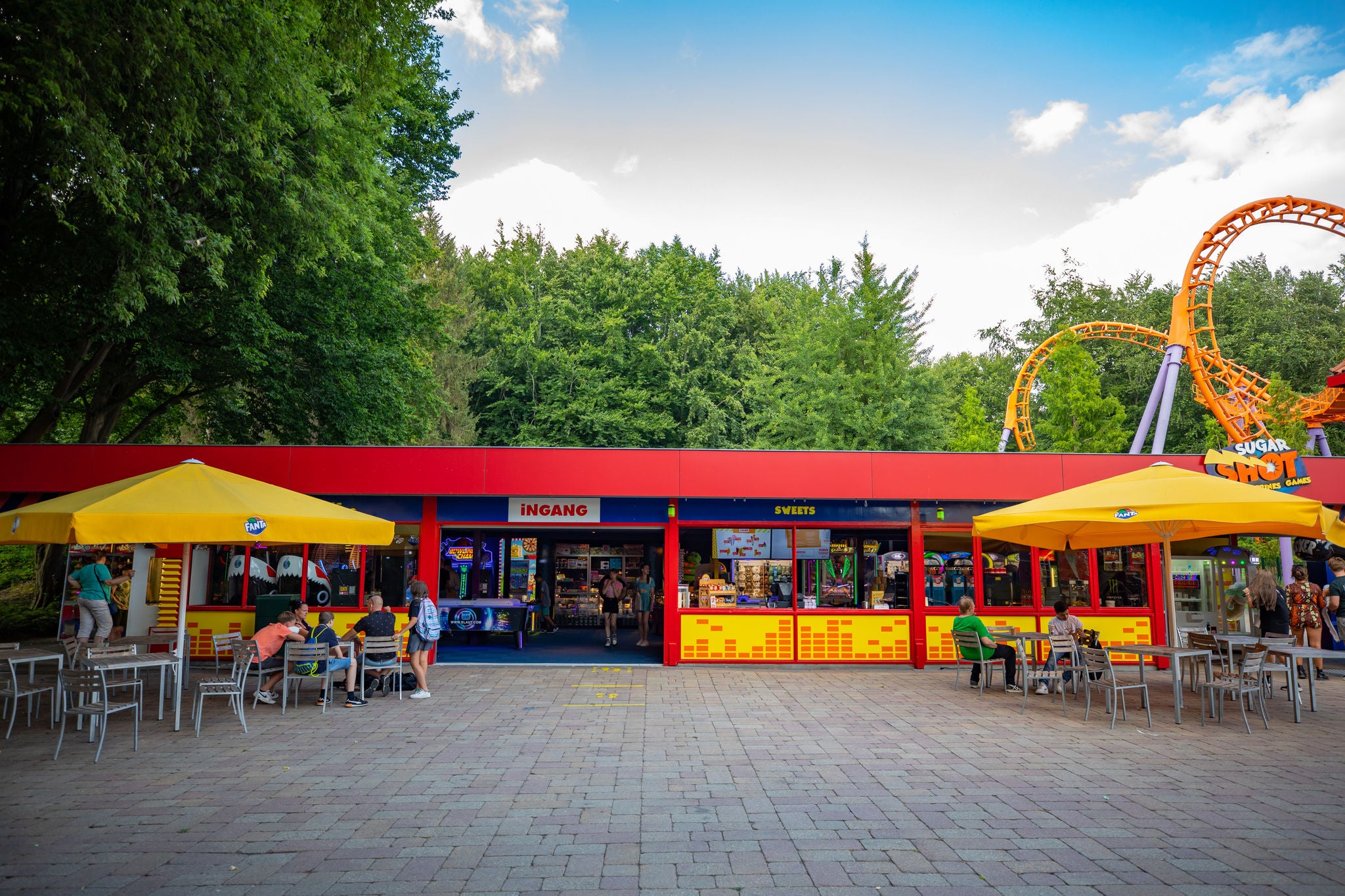 Sugar shot at Walibi Holland with the Speed of Sound in the background