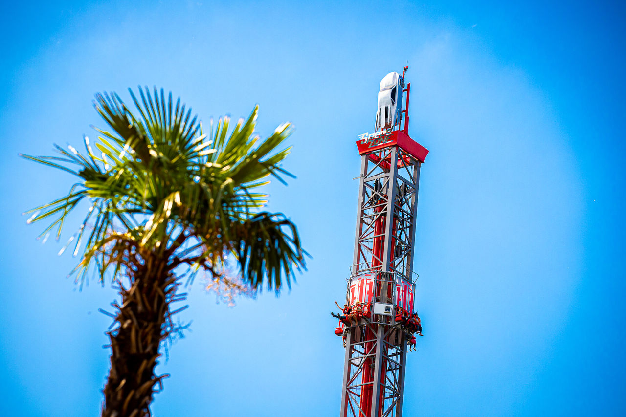 Space Shot: vrije val attractie - Walibi Holland